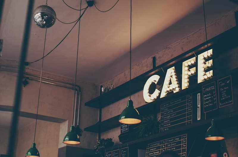 Café & Cafeteria